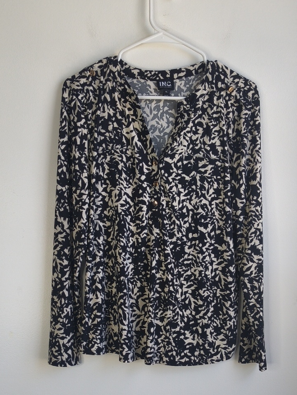INC International Concepts Black and White Printed Button-Front Blouse